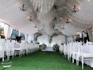 Giá dịch vụ trang trí tiệc cưới