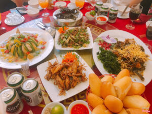 Đặt cỗ cưới