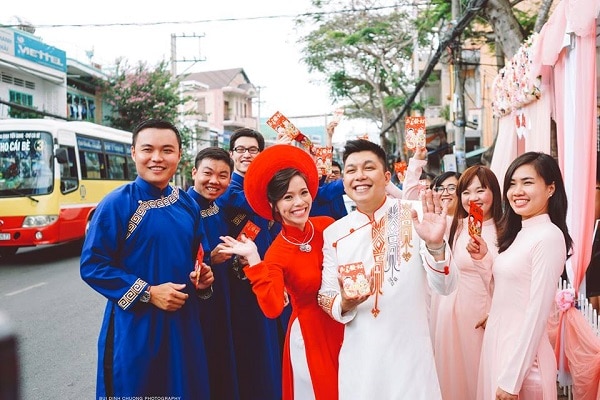 Dịch vụ đội bưng lễ cưới tại Hoài Đức