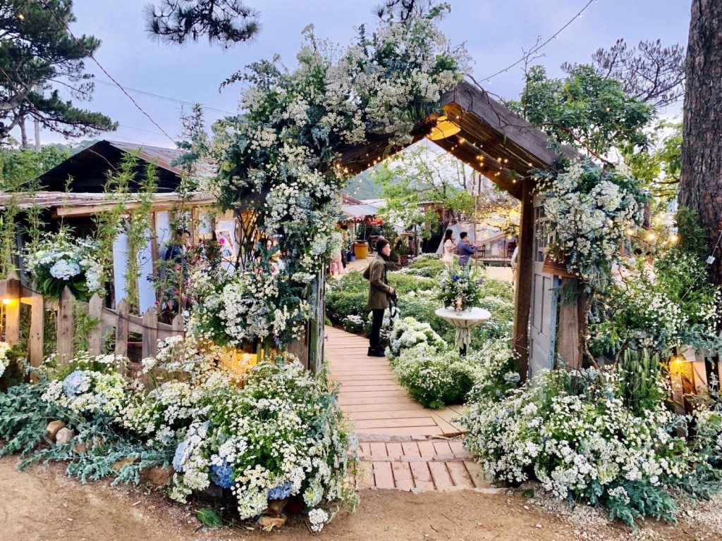 Dịch vụ trang trí đám cưới tại Hoài Đức