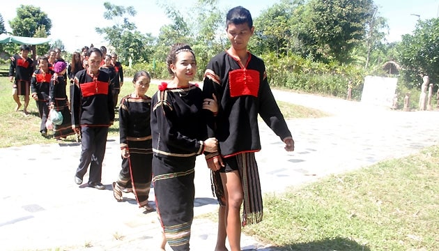 Phong tục cưới hỏi của dân tộc Êđê