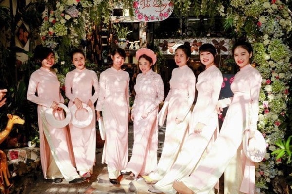 Dịch vụ đội bưng lễ cưới tại Hai Bà Trưng