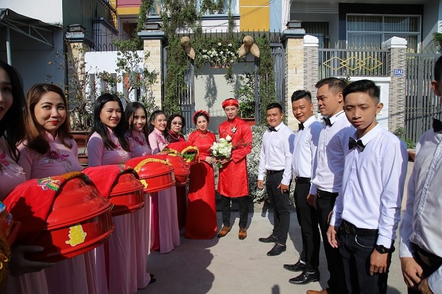 Dịch vụ đội bưng lễ cưới tại Cầu Giấy