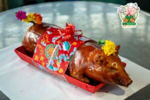 Tráp ăn hỏi lợn quay