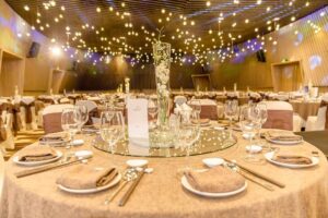 Dịch vụ trang trí tiệc cưới tại nhà hàng