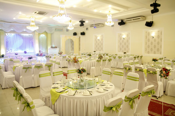 Rạp cưới đẹp tại Tây Hồ
