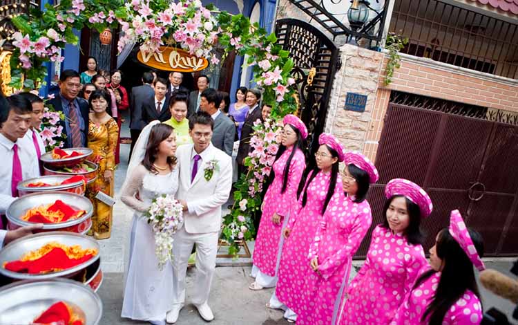 Dịch vụ đội bưng lễ cưới tại Thạch Thất