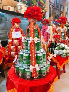 Xếp tráp bia ăn hỏi