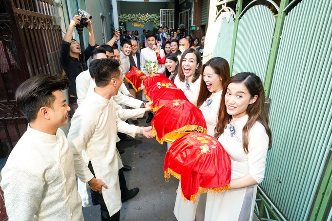 Phong tục cưới hỏi là gì