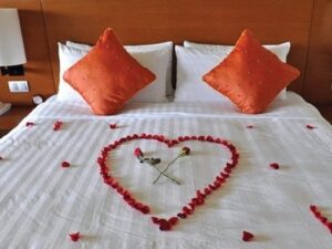 Bộ trang trí phòng cưới