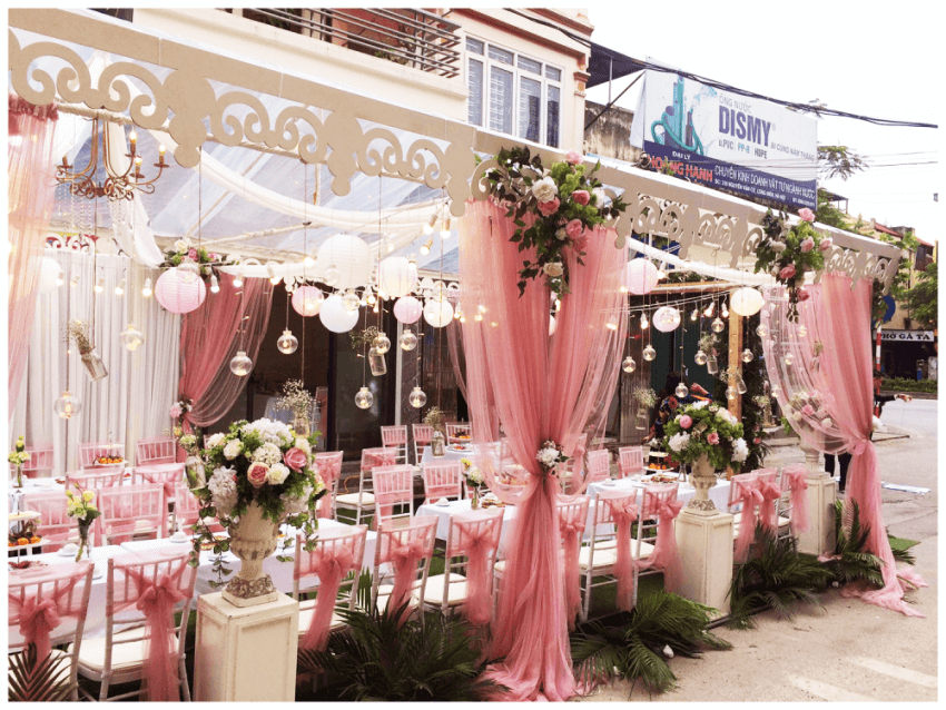 Rạp cưới màu hồng