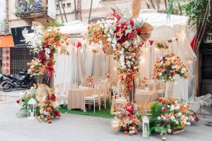 Trang trí rạp cưới trong nhà trang trí đẹp  chuyên nghiệp giá tốt