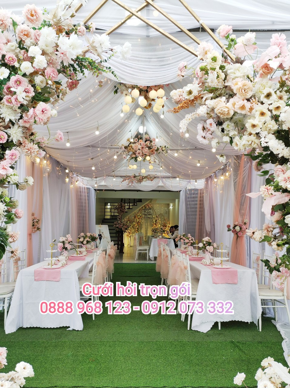 CÔNG HOA CƯỚI HỎI