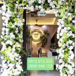 cổng hoa tone xanh trắng